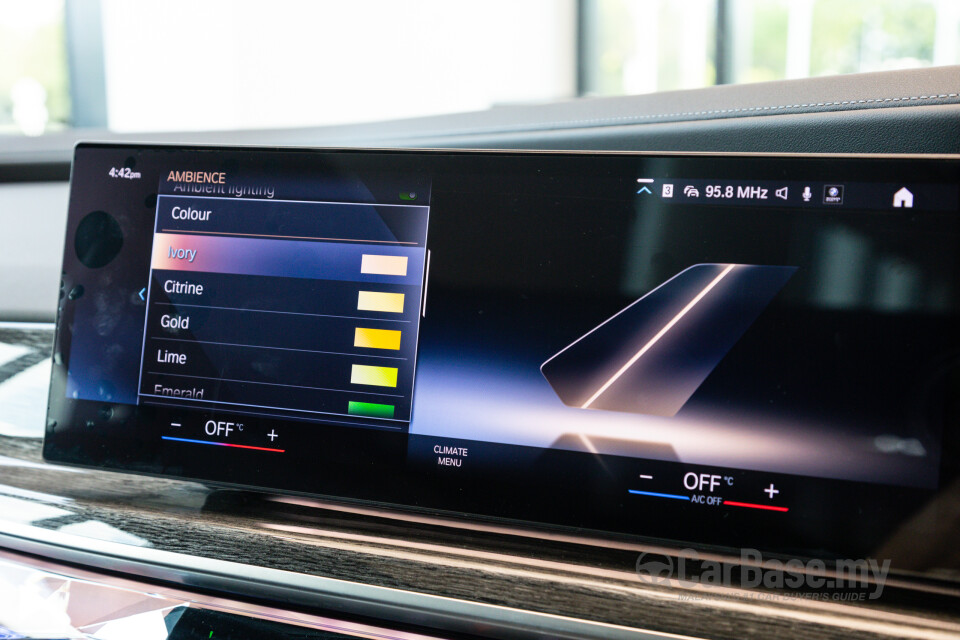 BMW 7 Series G70 (2023) Interior