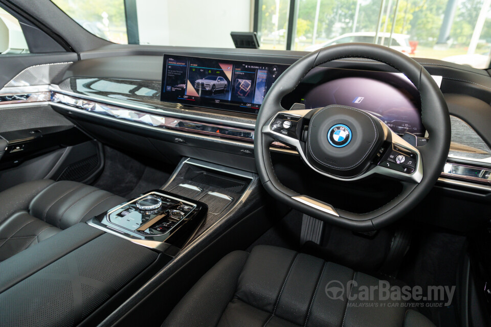 BMW 7 Series G70 (2023) Interior