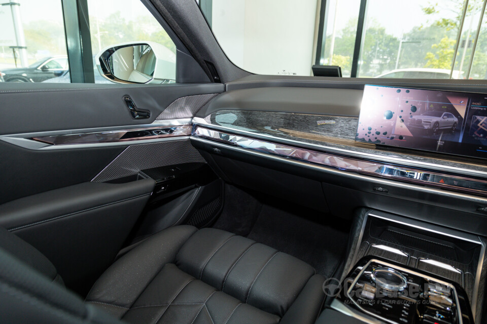 BMW 7 Series G70 (2023) Interior