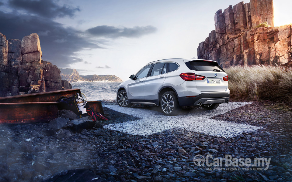 BMW X1 F48 (2015) Exterior
