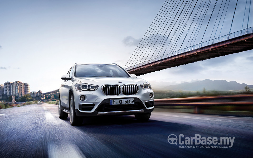BMW X1 F48 (2015) Exterior
