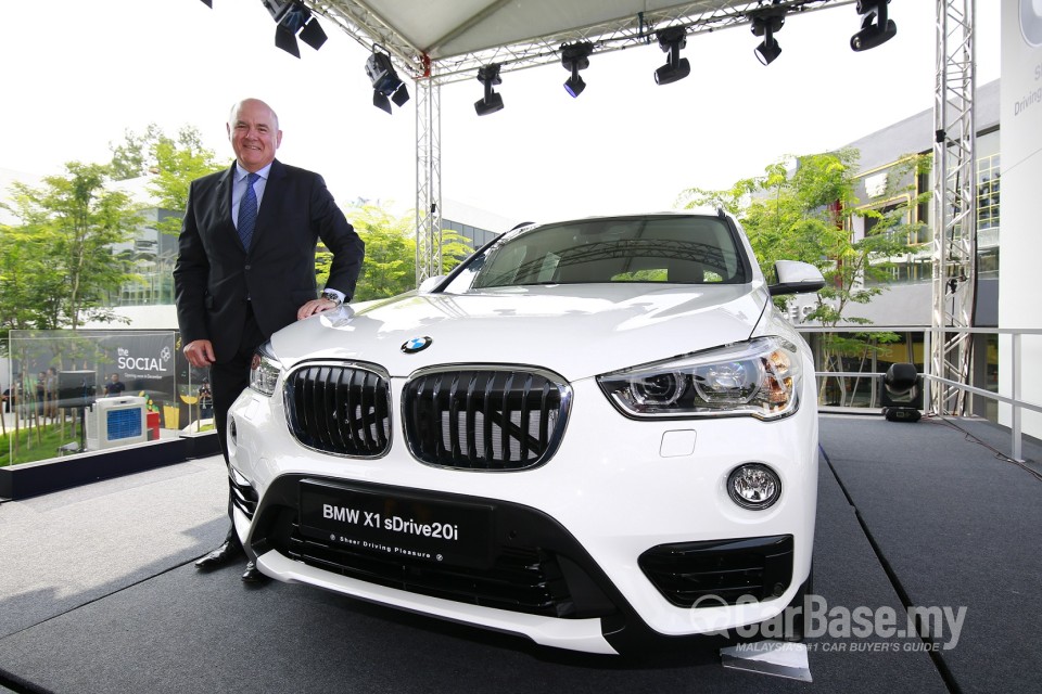 BMW X1 F48 (2015) Exterior