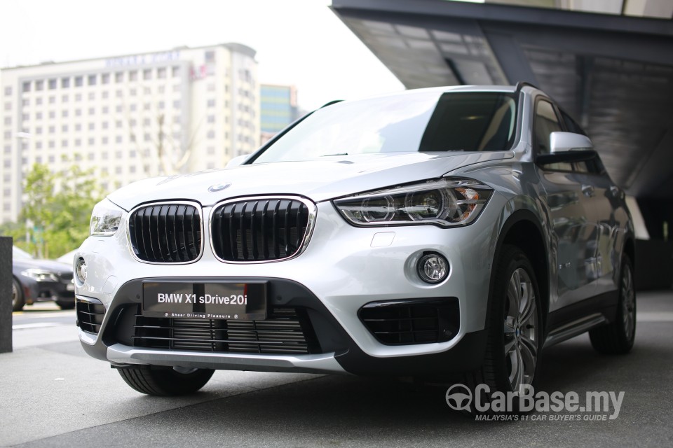 BMW X1 F48 (2015) Exterior