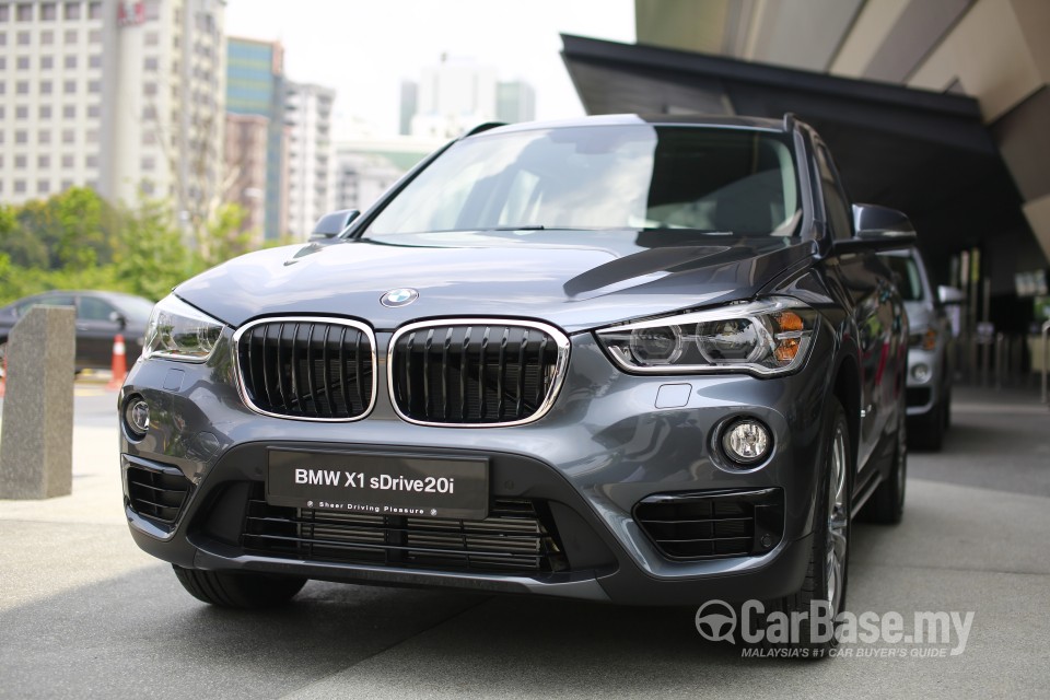 BMW X1 F48 (2015) Exterior