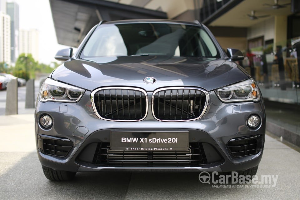 BMW X1 F48 (2015) Exterior