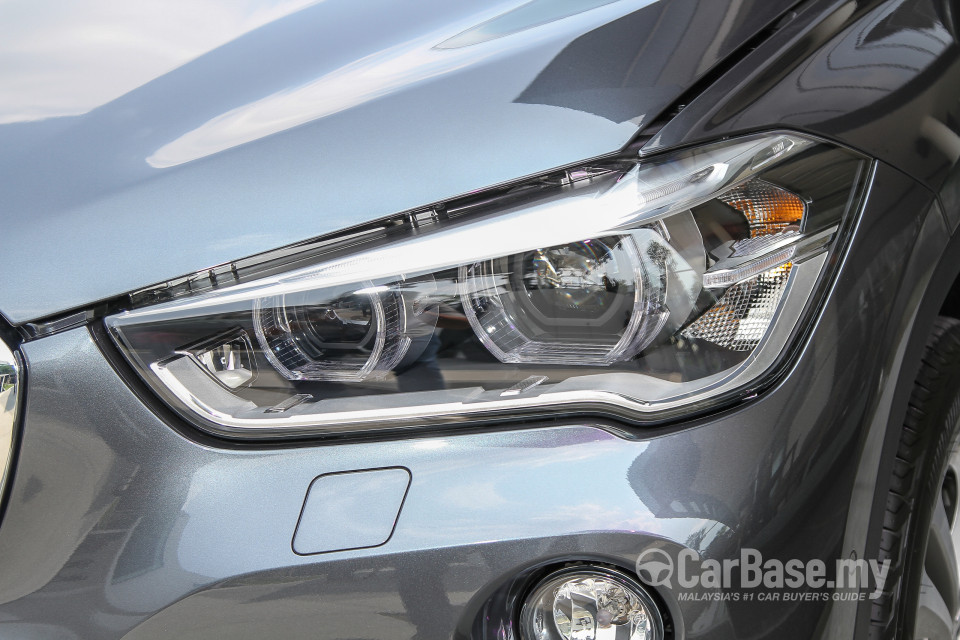 BMW X1 F48 (2015) Exterior
