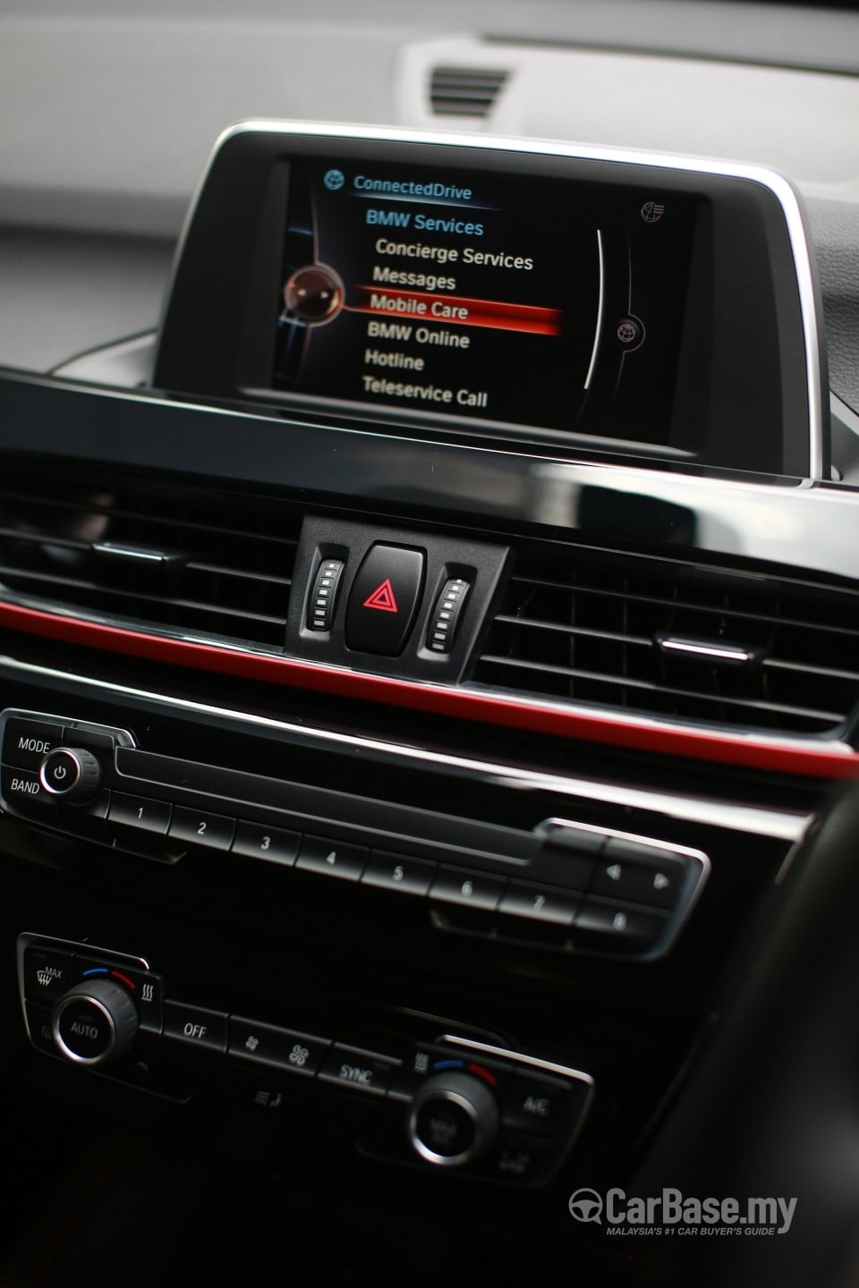 BMW X1 F48 (2015) Interior