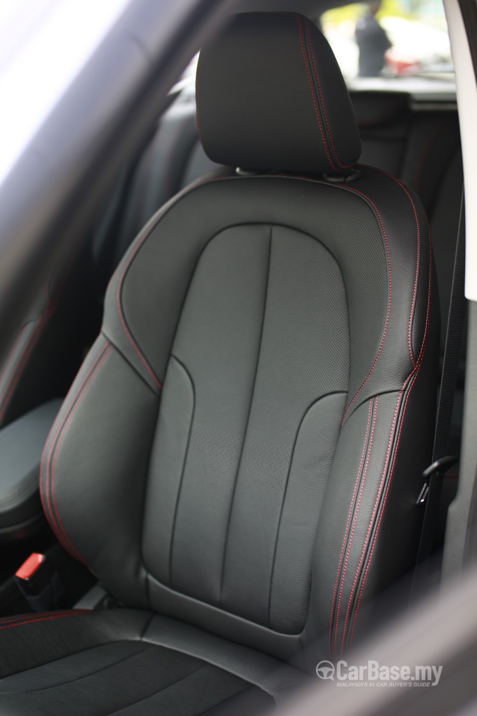 BMW X1 F48 (2015) Interior