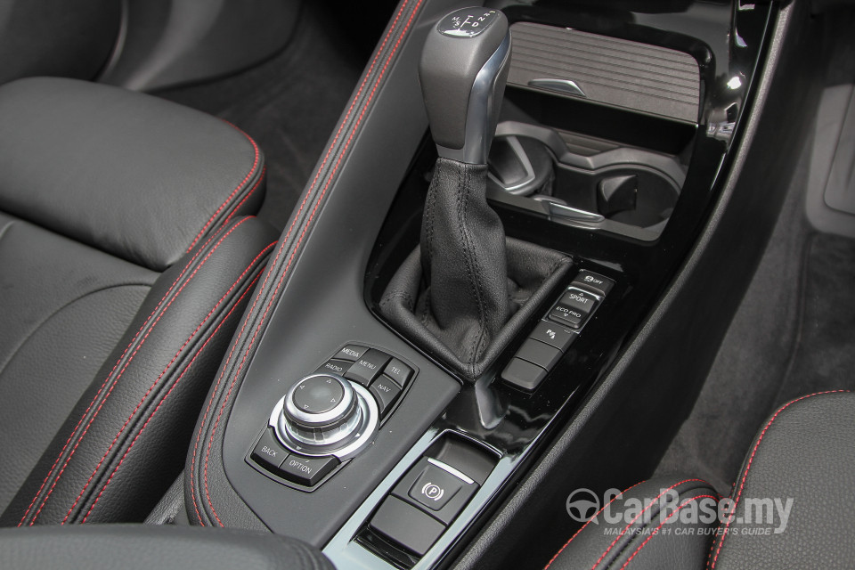 BMW X1 F48 (2015) Interior