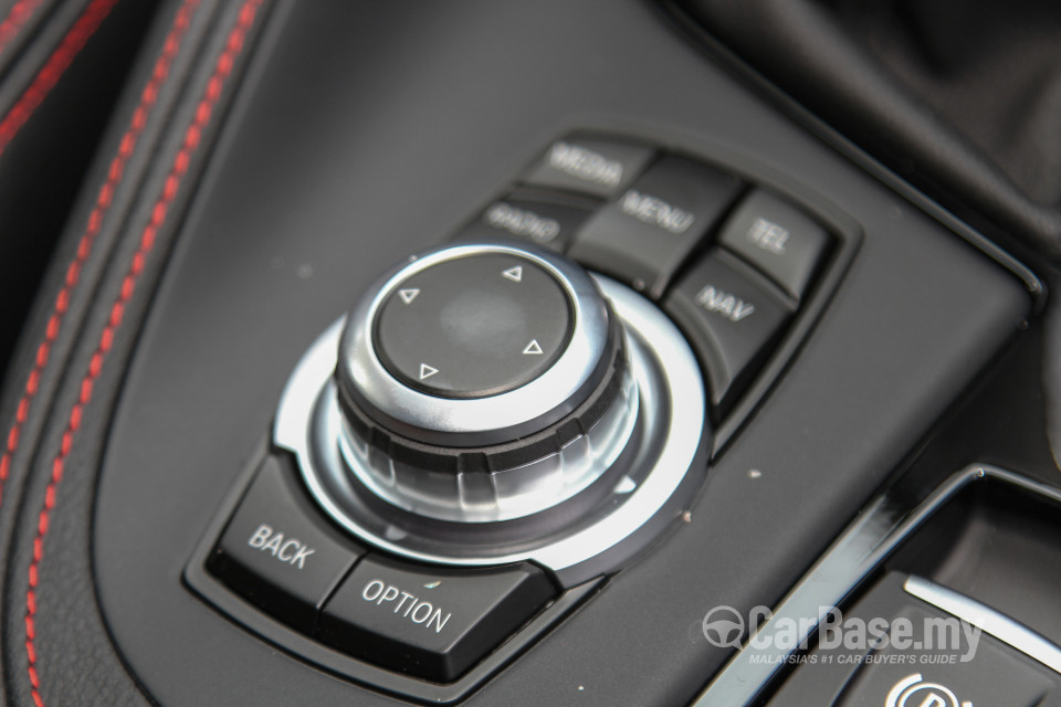 BMW X1 F48 (2015) Interior