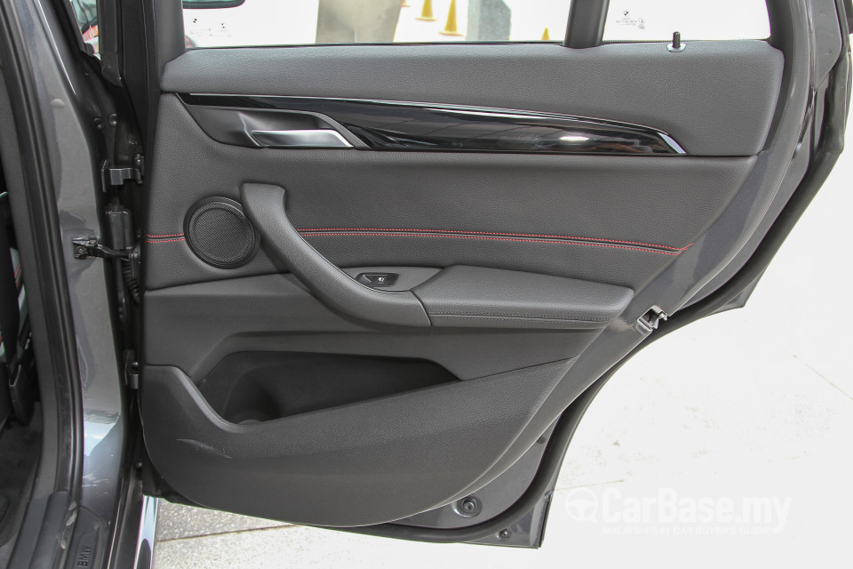 BMW X1 F48 (2015) Interior