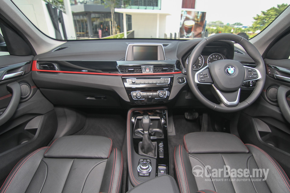 BMW X1 F48 (2015) Interior