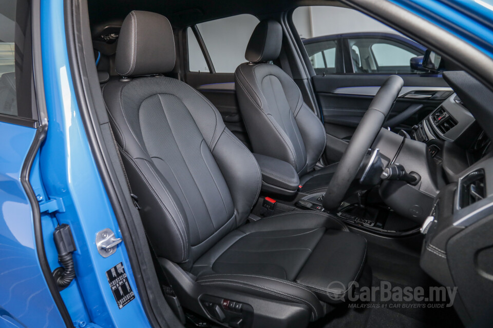 Perodua Aruz D38L (2019) Interior