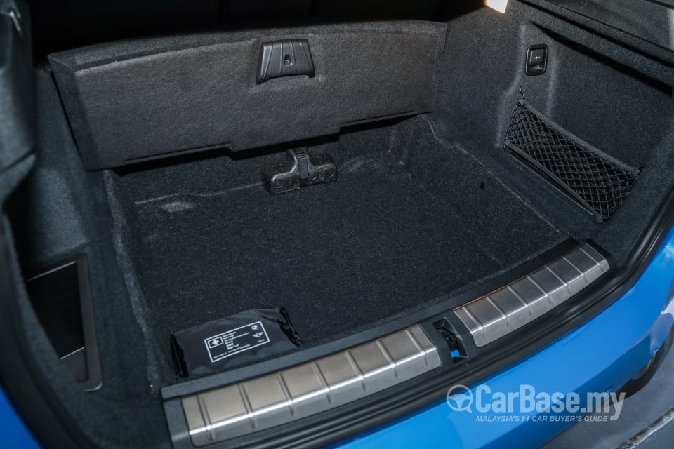 BMW X1 F48 LCI (2020) Interior