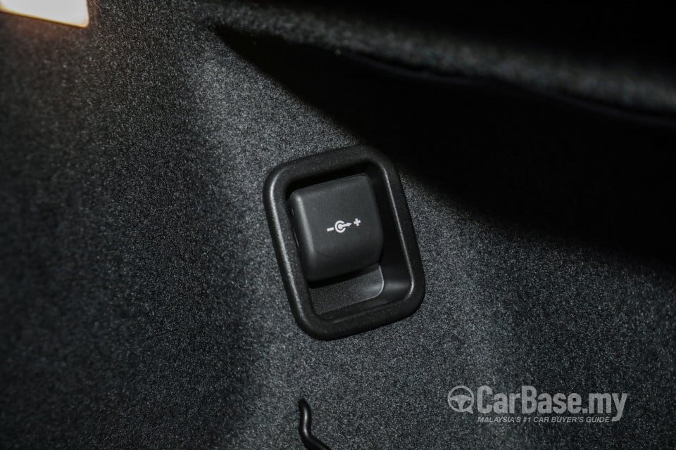 BMW X1 F48 LCI (2020) Interior
