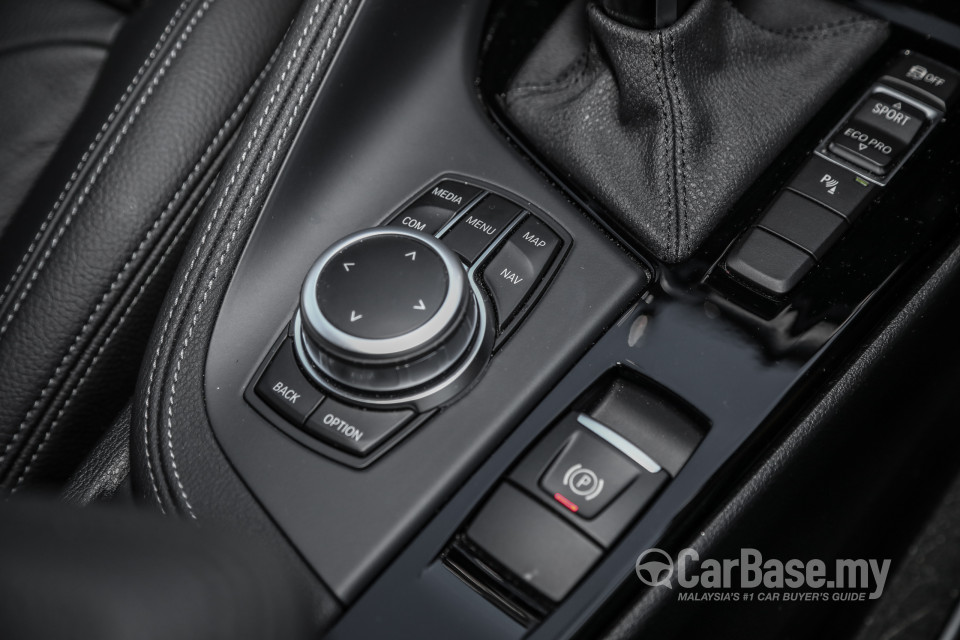 BMW X1 F48 LCI (2020) Interior