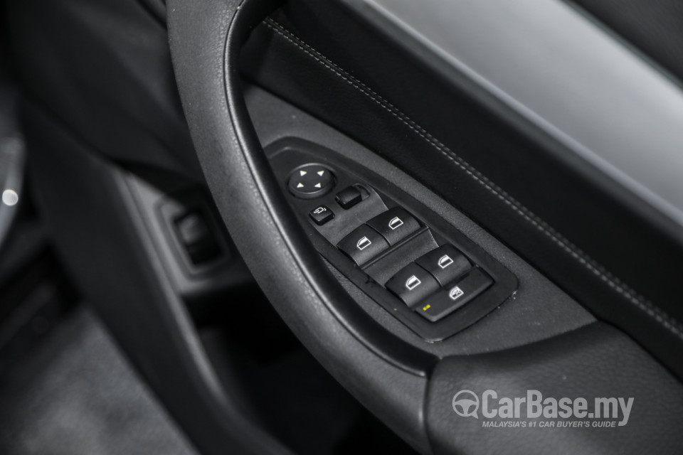 BMW X1 F48 LCI (2020) Interior