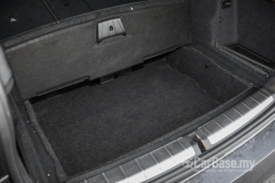 BMW X1 F48 LCI (2020) Interior