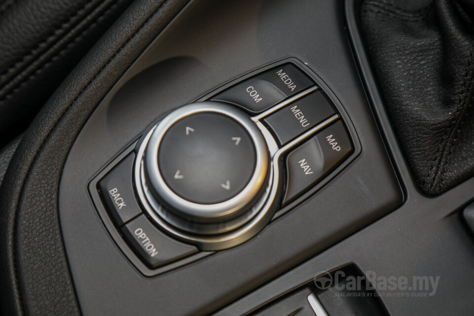 Mazda MX-5 ND (2015) Interior