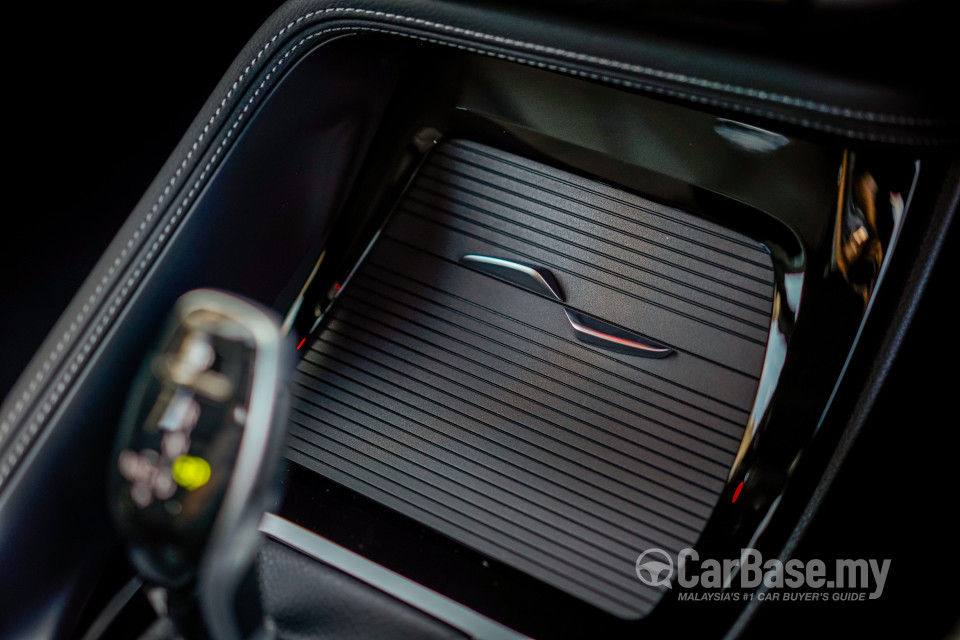 BMW X1 F48 LCI (2020) Interior