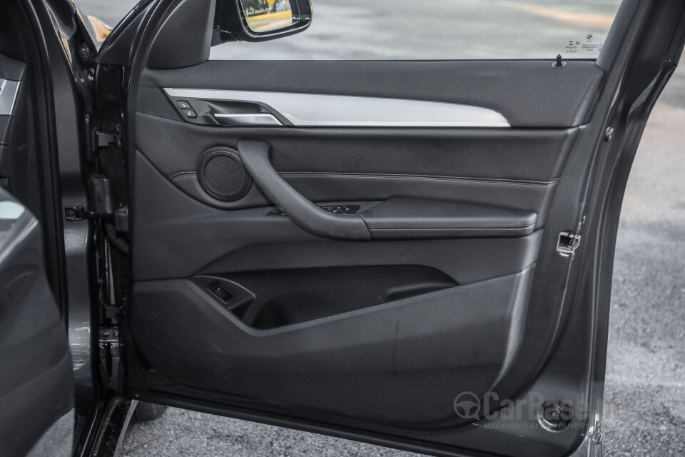 BMW X1 F48 LCI (2020) Interior