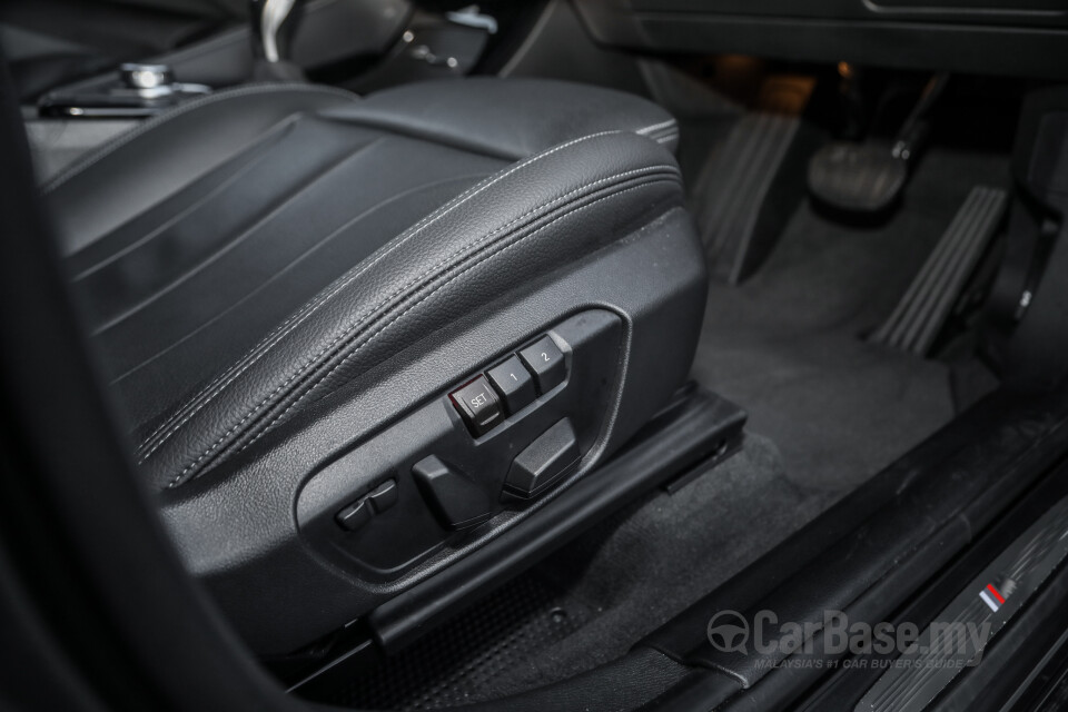 BMW X1 F48 LCI (2020) Interior
