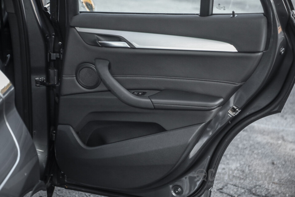 BMW X1 F48 LCI (2020) Interior