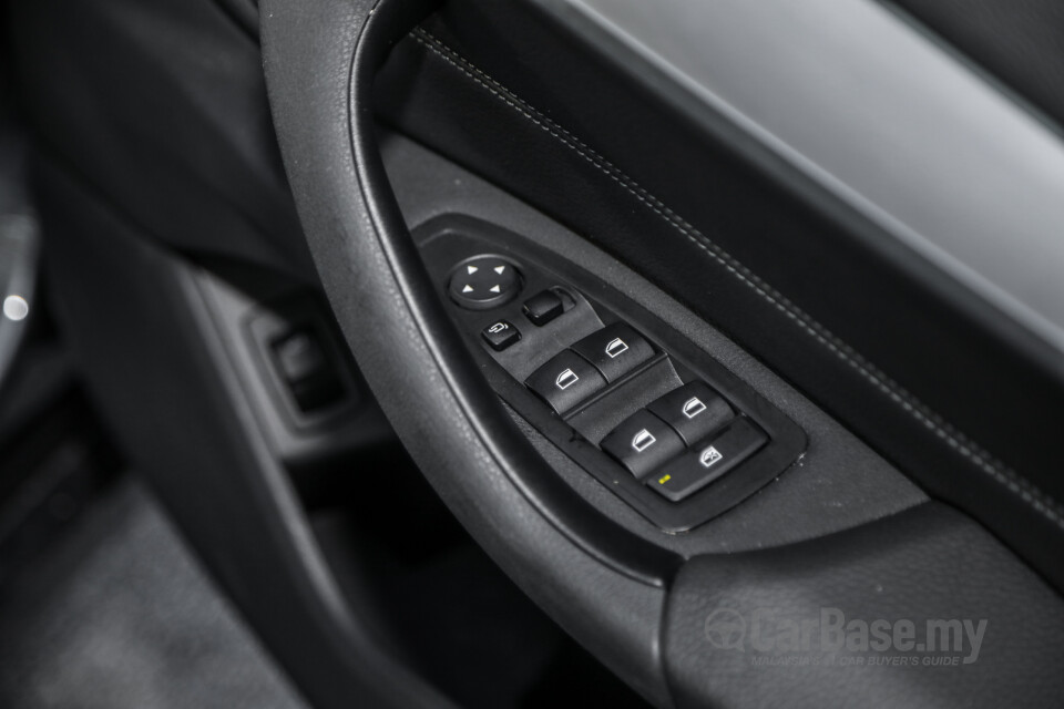 BMW X1 F48 LCI (2020) Interior