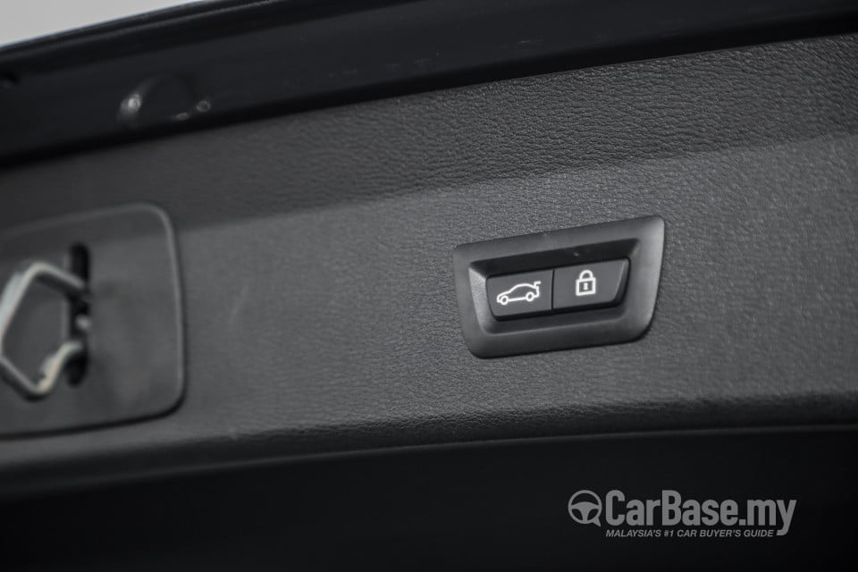 BMW X1 F48 LCI (2020) Interior