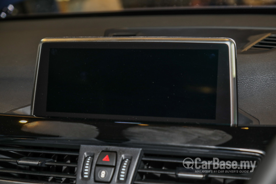 BMW X1 F48 LCI (2020) Interior