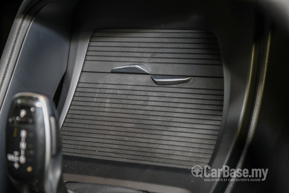 BMW X1 F48 LCI (2020) Interior