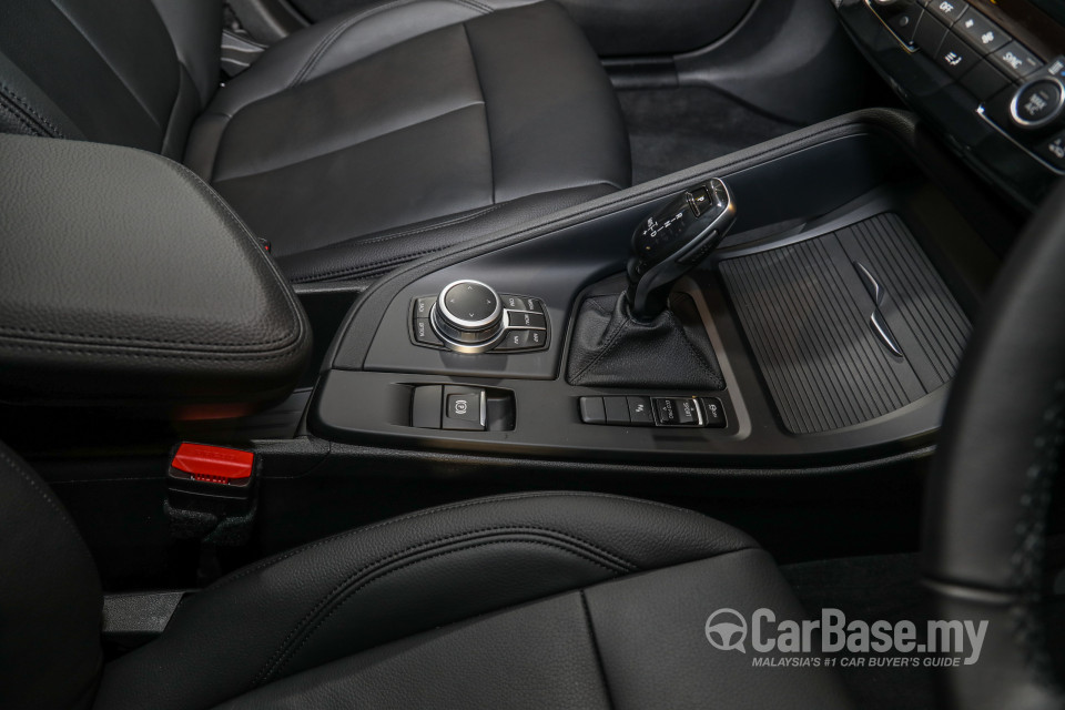 BMW X1 F48 LCI (2020) Interior