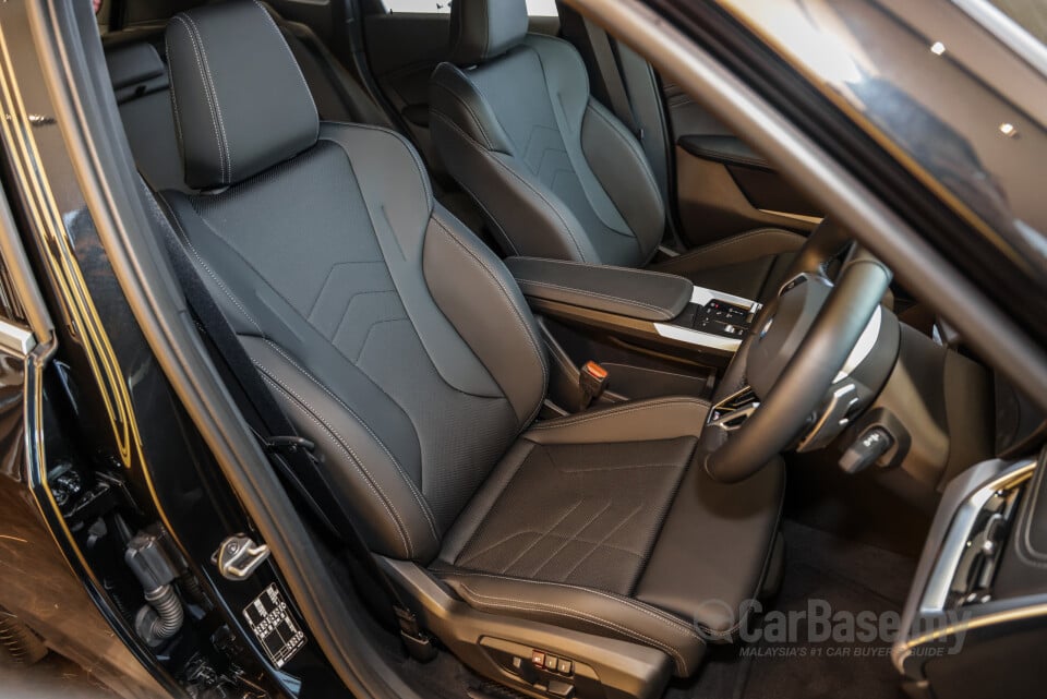 BMW X1 U11 (2023) Interior
