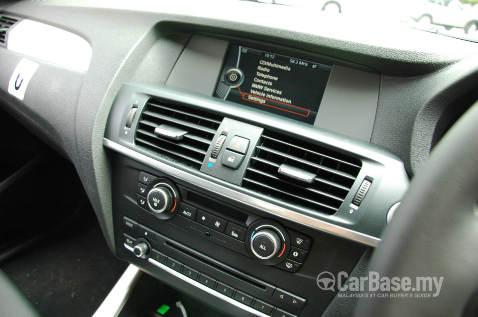 BMW X3 F25 (2011) Interior