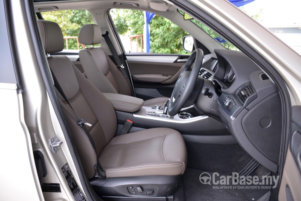 BMW X3 F25 (2011) Interior