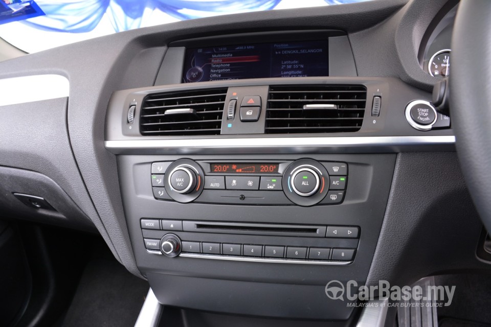 BMW X3 F25 (2011) Interior