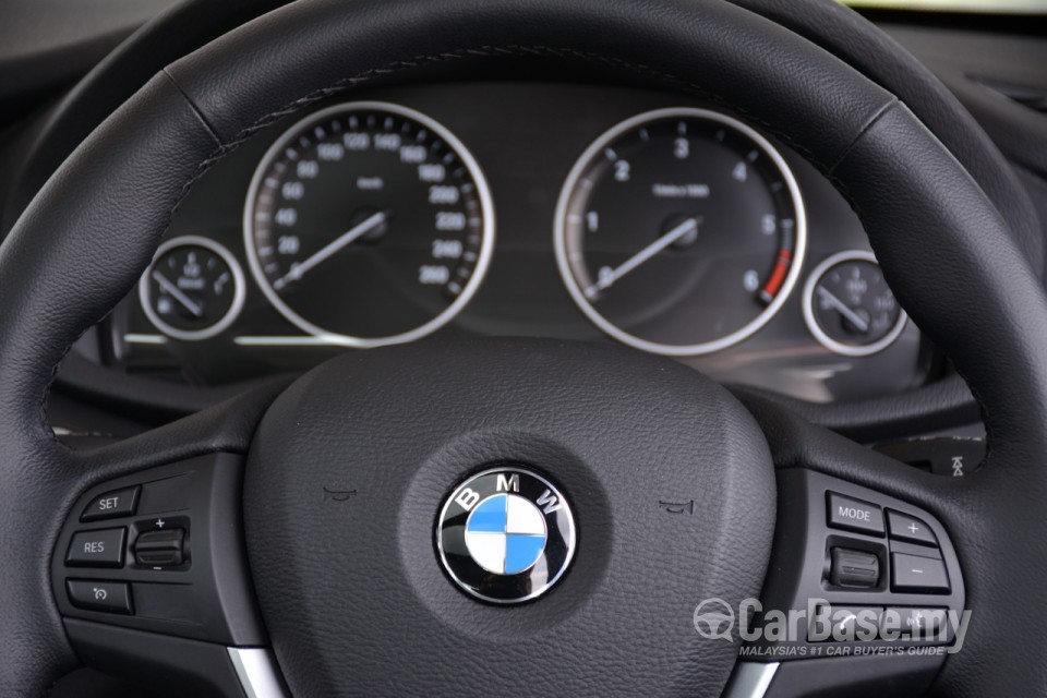 BMW X3 F25 (2011) Interior