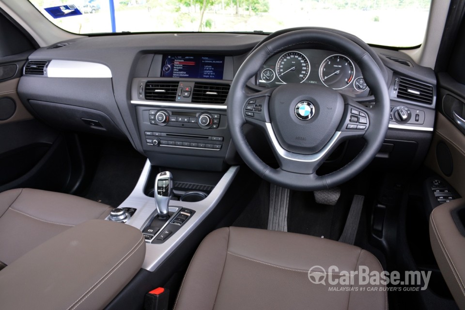 BMW X3 F25 (2011) Interior
