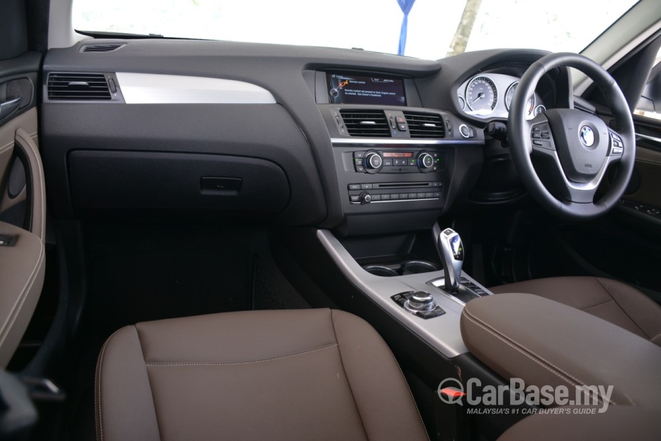 BMW X3 F25 (2011) Interior