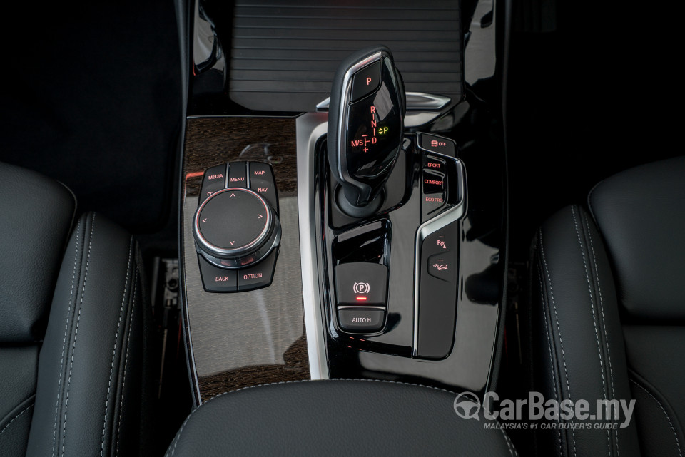 BMW X3 G01 (2018) Interior