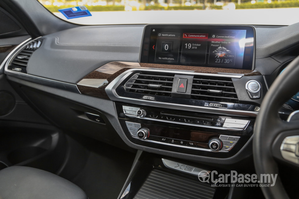 BMW X3 G01 (2018) Interior