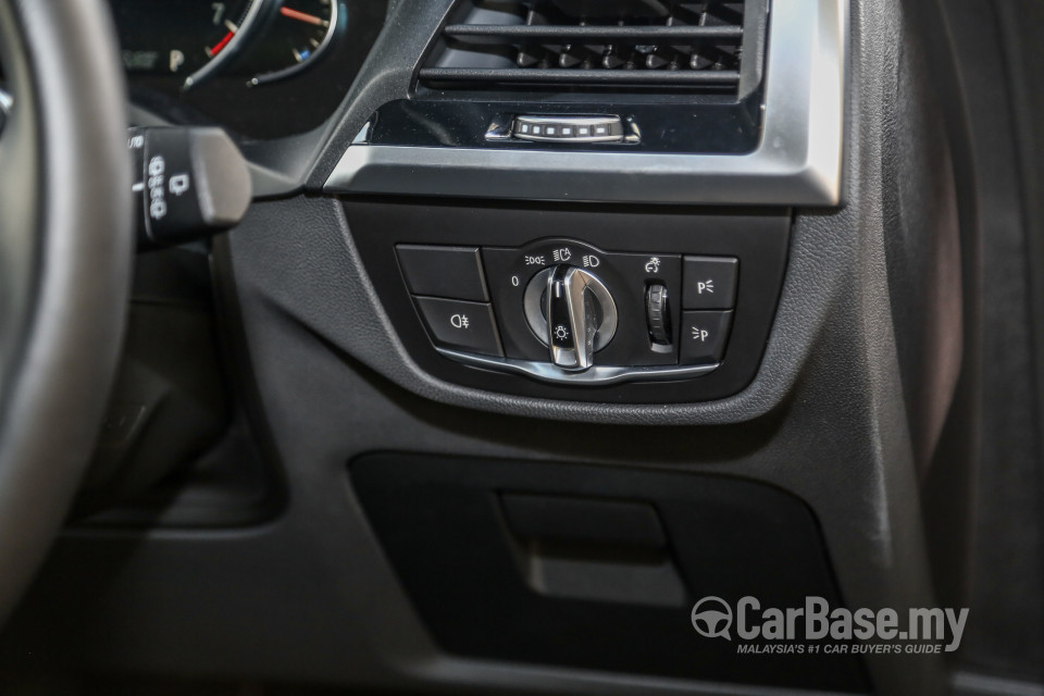 BMW X3 G01 (2018) Interior
