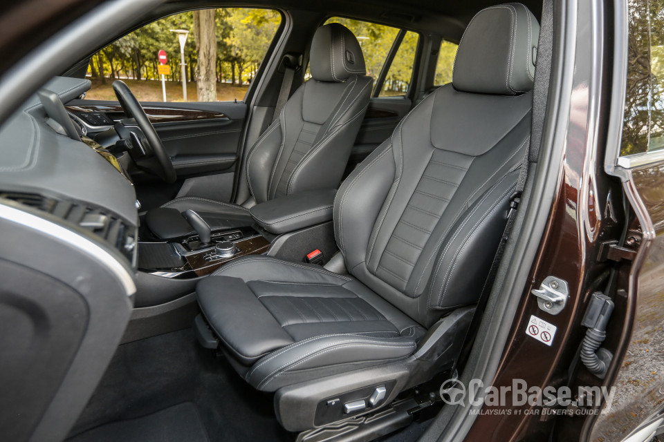 BMW X3 G01 (2018) Interior