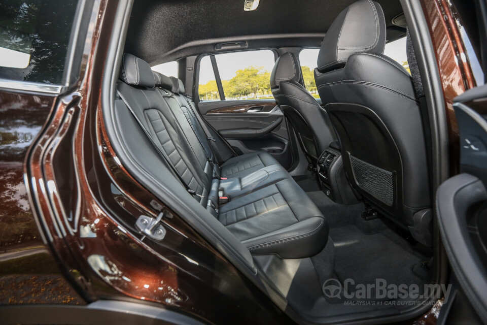 BMW i4 G26 (2022) Interior