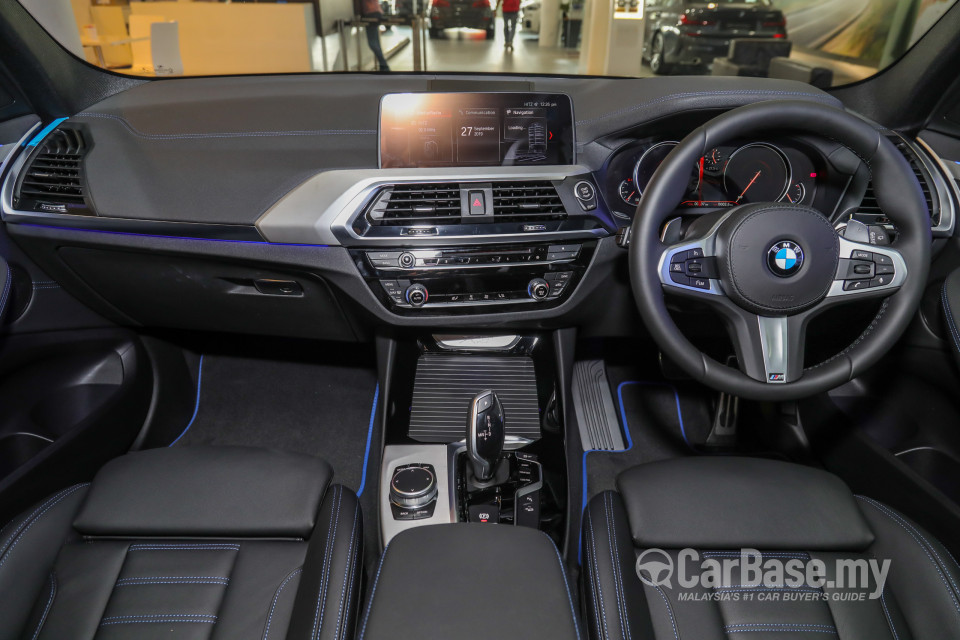 BMW X3 G01 (2018) Interior