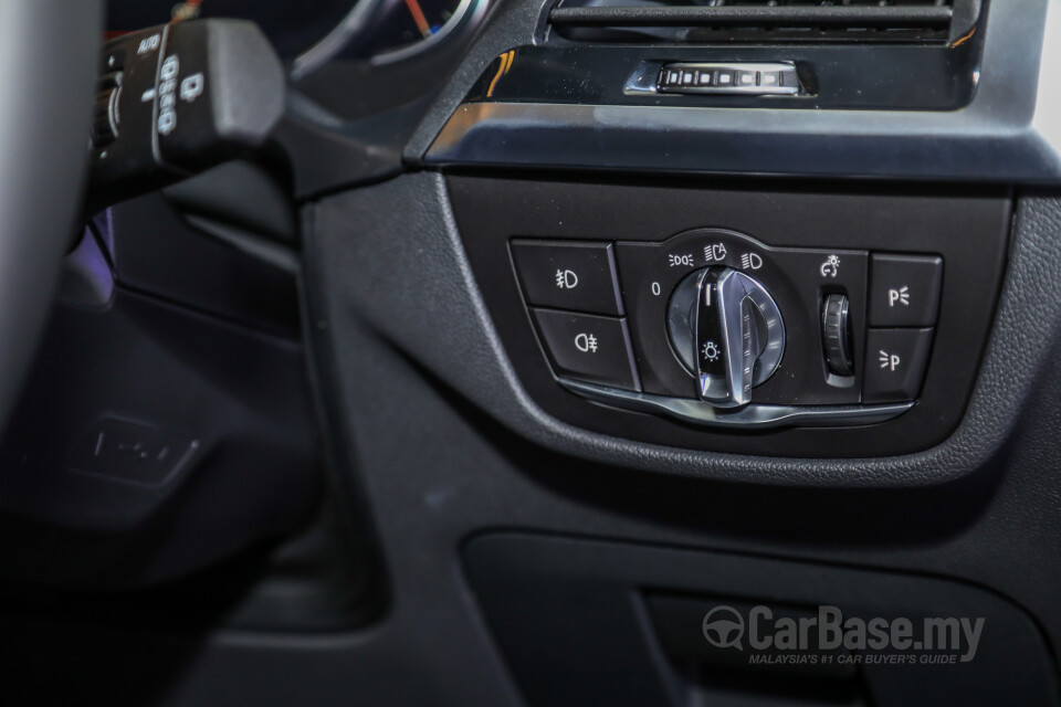 Proton Exora Mk1 RC (2019) Interior