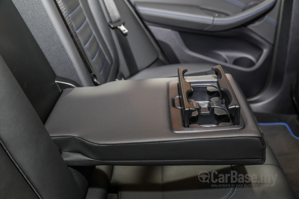 Audi Q5 FY (2019) Interior