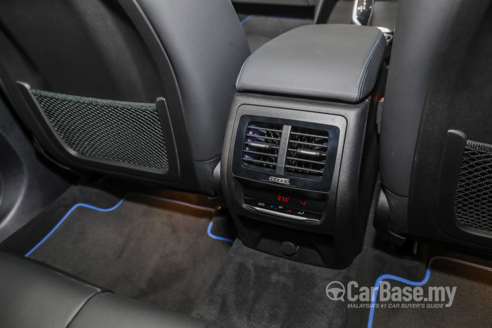 BMW X3 G01 (2018) Interior