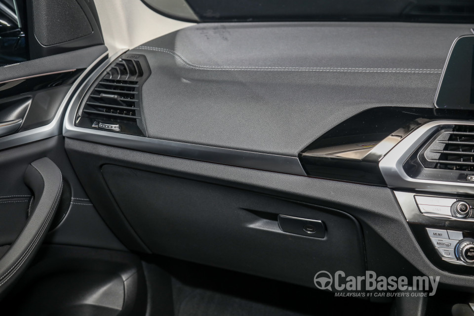 BMW X3 G01 (2018) Interior