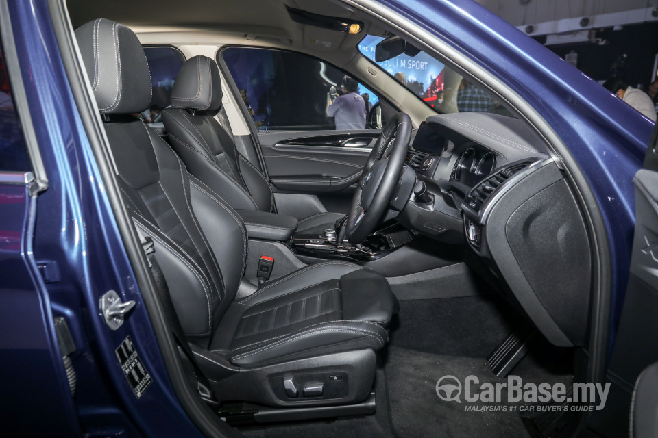 BMW X3 G01 (2018) Interior